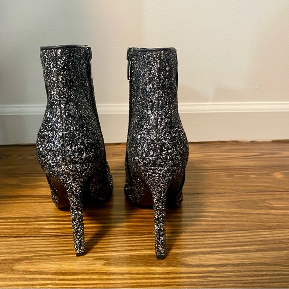 Nine West Tennon Silver Multi Glitter Booties 6.5 - Picture 4 of 9